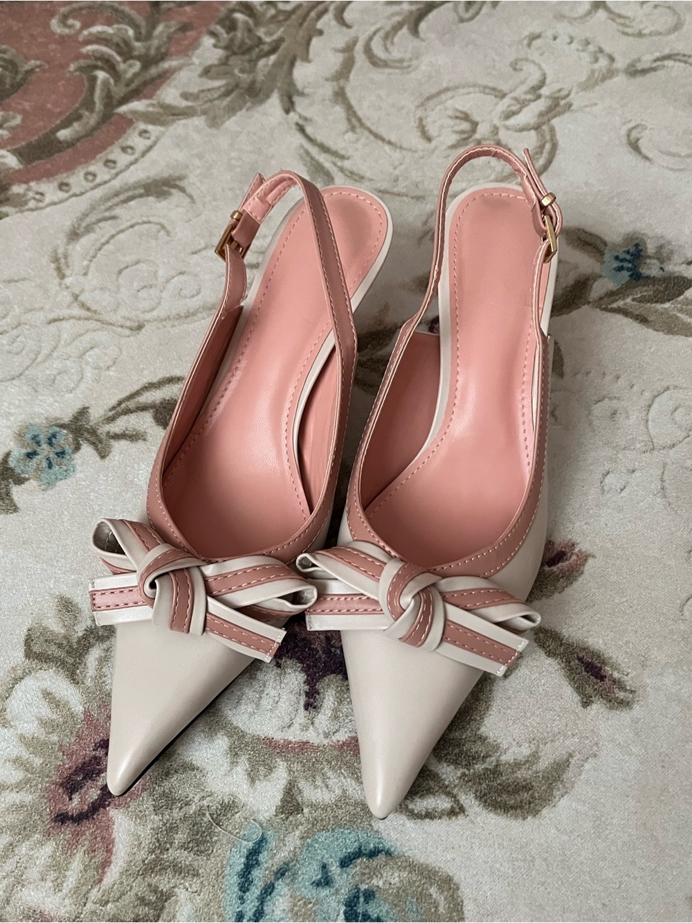 SHEIN Two-Tone Pointed Slingback Pumps in Blush and Pink